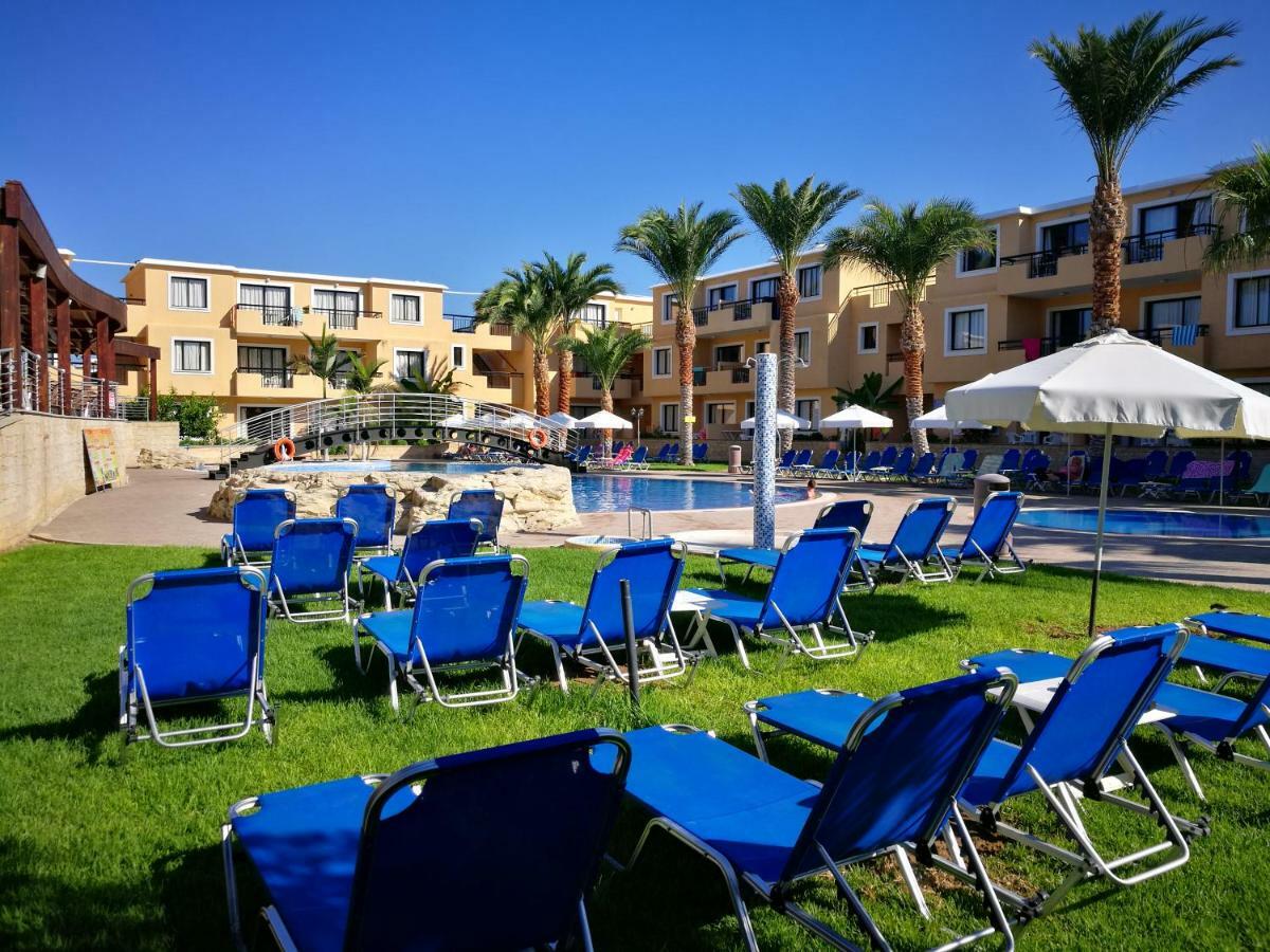 Pagona Holiday Apartments Paphos Exteriör bild