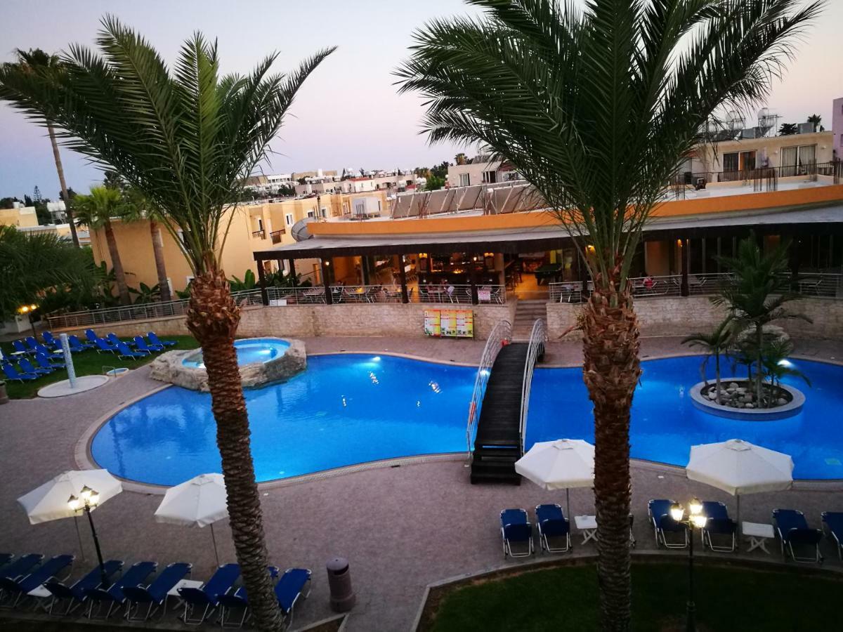 Pagona Holiday Apartments Paphos Exteriör bild
